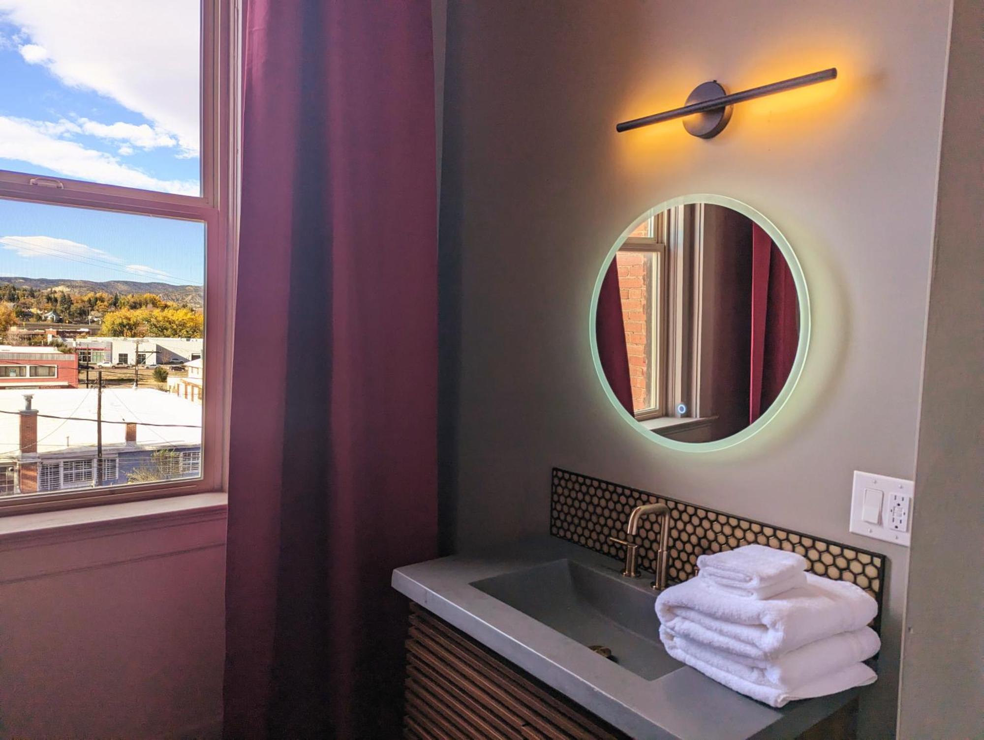 The Well Hotel & Taproom Трінідад Екстер'єр фото